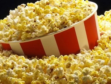 Kι όμως το κίτρινο χρώμα στα ποπ κορν δεν είναι βούτυρο αλλά...